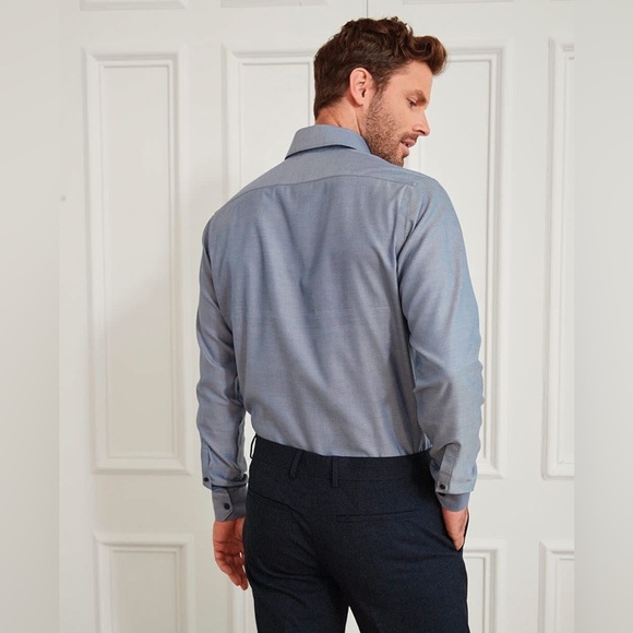 RW&CO. Navy Tailored Fit Spread Collar Dress Shirt - Picture 3 of 7